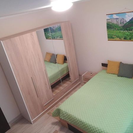 Zoldrebi Apartment Turda Eksteriør billede