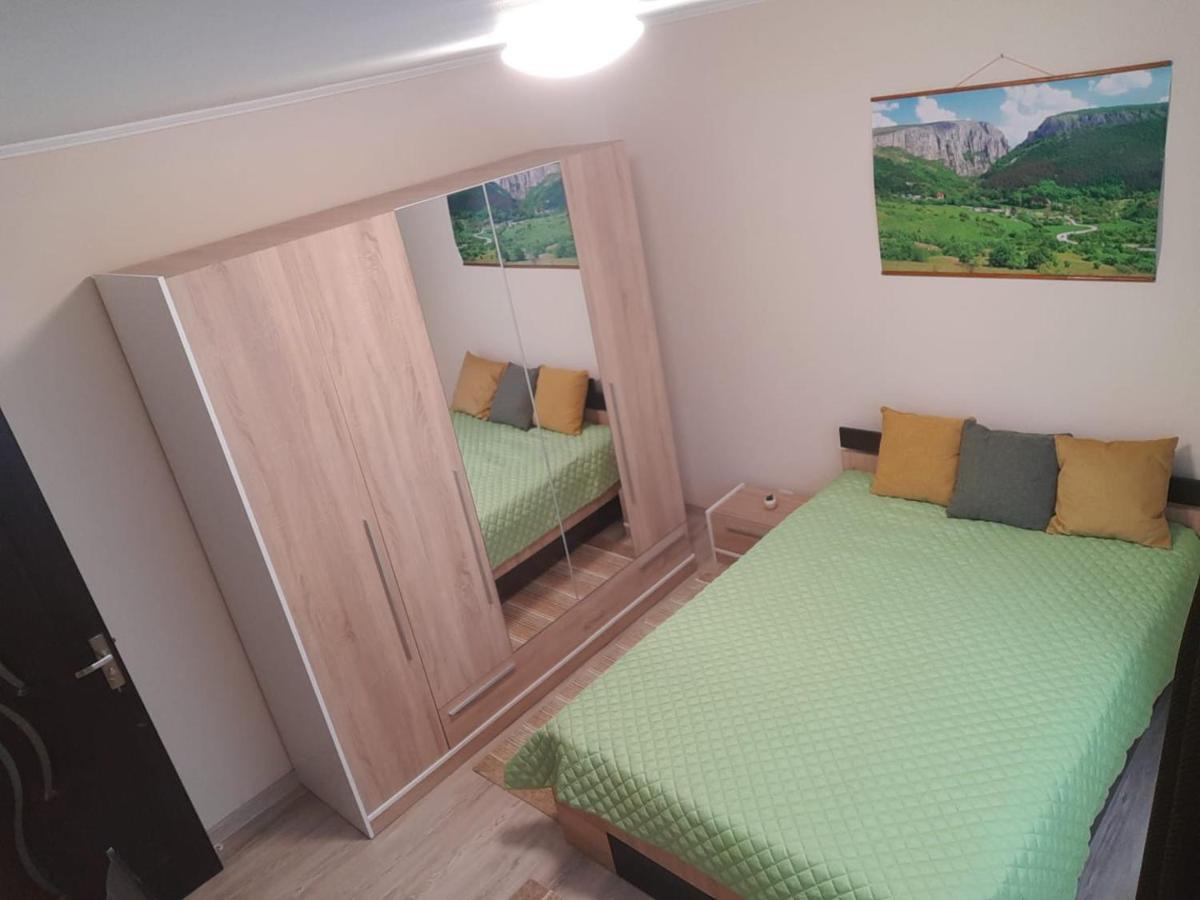 Zoldrebi Apartment Turda Eksteriør billede