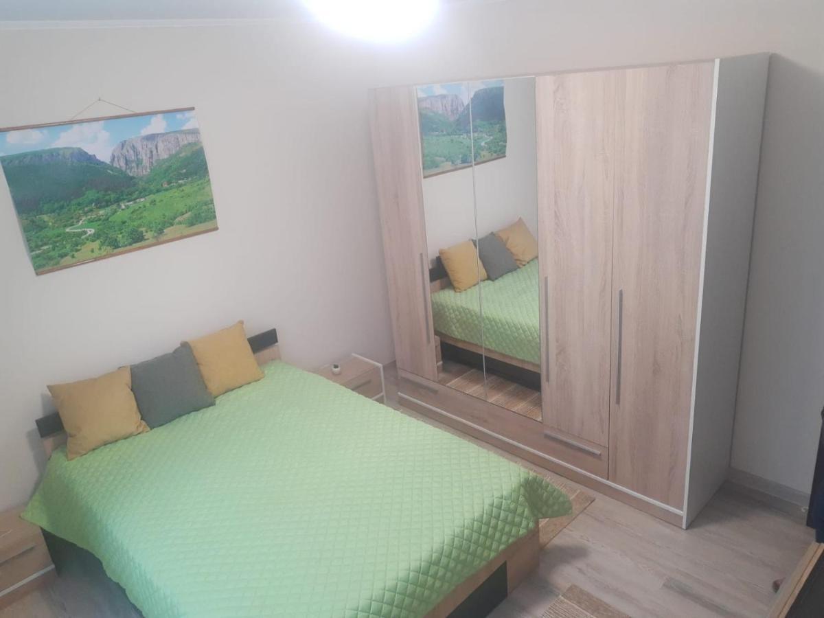 Zoldrebi Apartment Turda Eksteriør billede