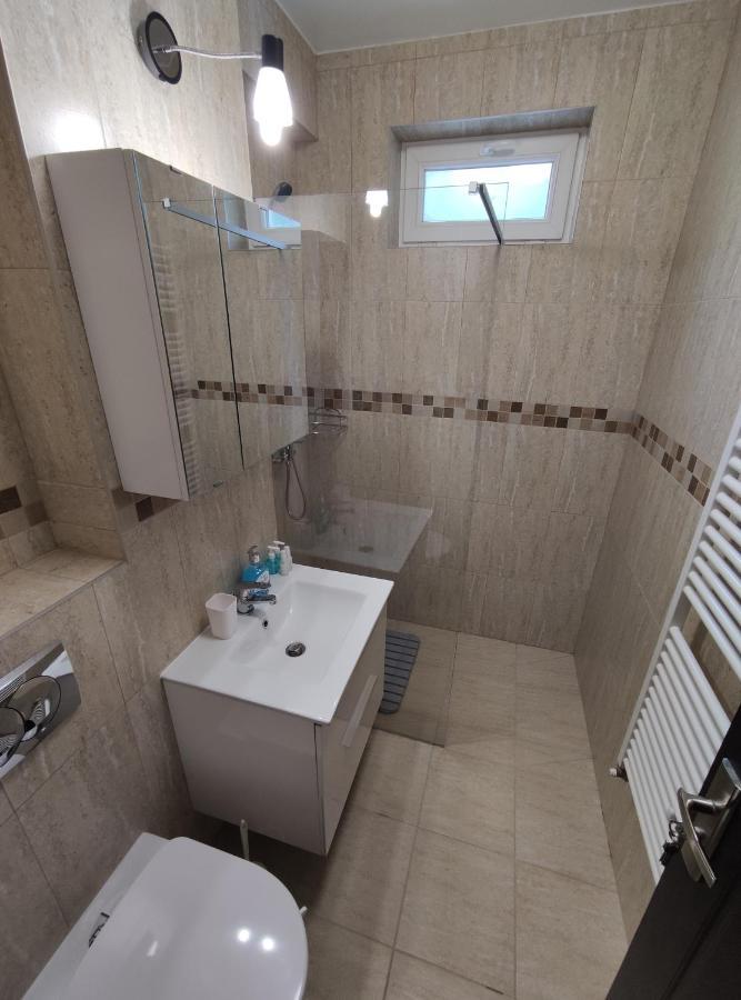 Zoldrebi Apartment Turda Eksteriør billede